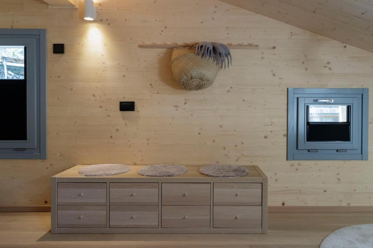 Hellochalet - Chalet Northern Lights - Family Ski Chalet With Garden Walking Distance Lift Valtournenche Eksteriør bilde