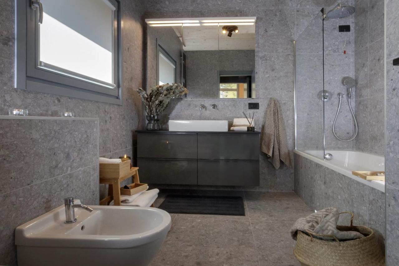 Hellochalet - Chalet Northern Lights - Family Ski Chalet With Garden Walking Distance Lift Valtournenche Eksteriør bilde