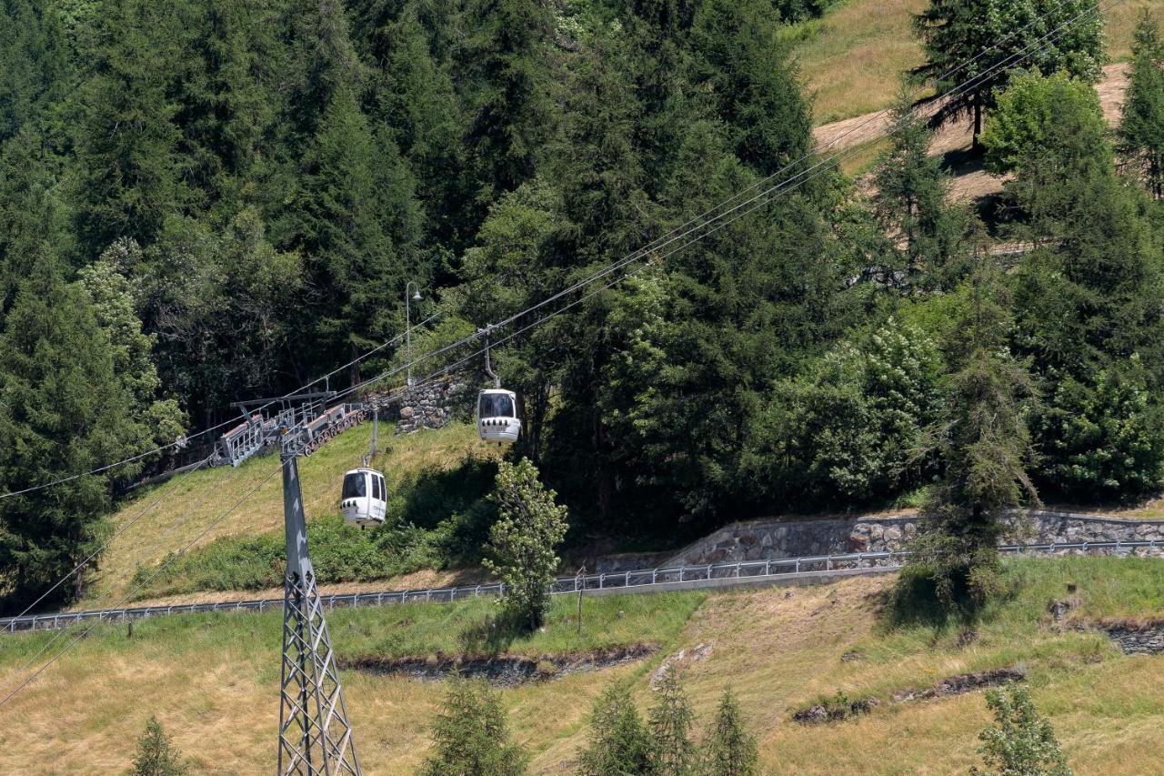 Hellochalet - Chalet Northern Lights - Family Ski Chalet With Garden Walking Distance Lift Valtournenche Eksteriør bilde